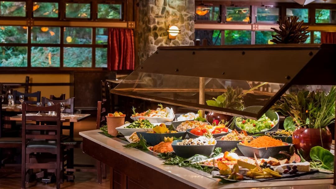 The Secret Terrace Trail: 5 Hidden Outdoor Dining Nooks for a Peaceful Spring Meal at Disneyland Paris