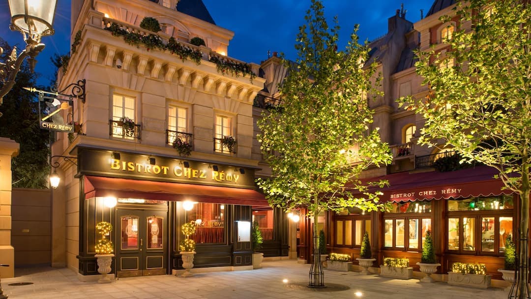 The 2026 Disneyland Paris Terrace Map: 8 Secret Outdoor Dining Spots
